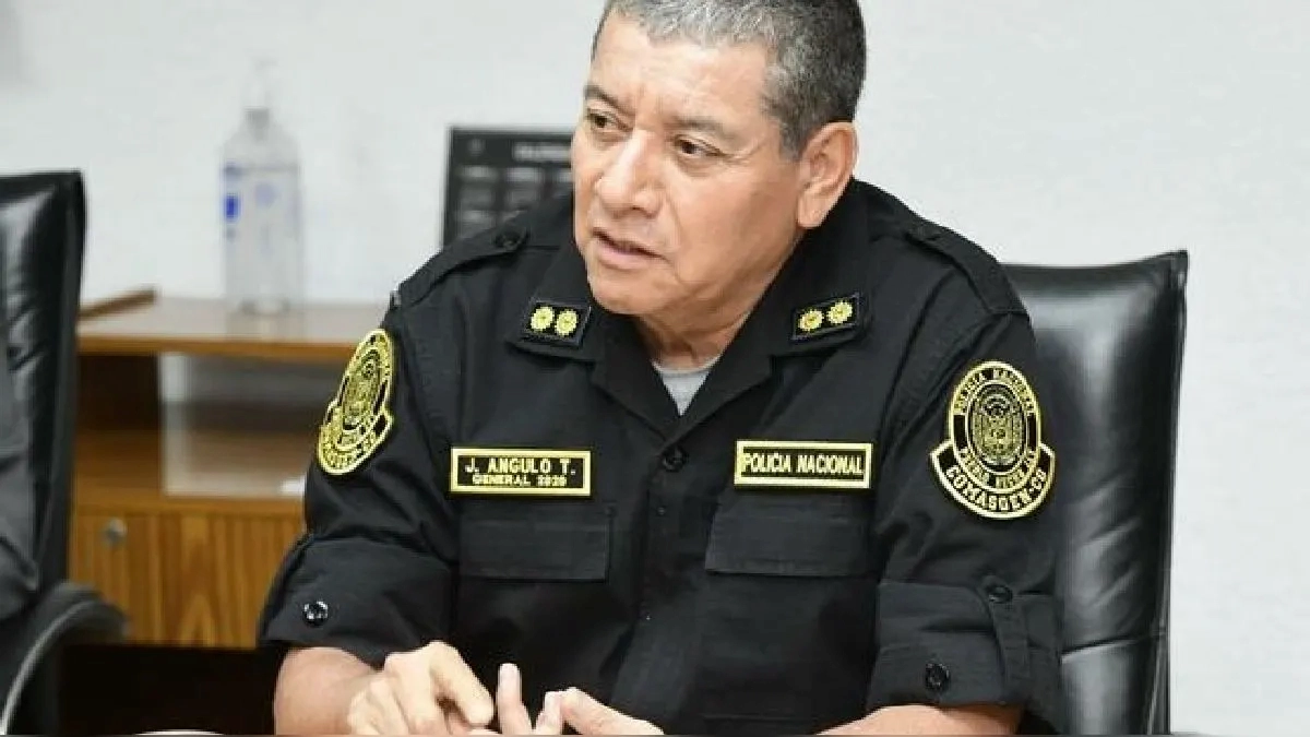 Defenestrado general PNP Jorge Angulo. El Gobierno lo acusó por el fracaso de los estados de emergencia en diferentes distritos que no disminuyeron la criminalidad. (Foto: Mininter).